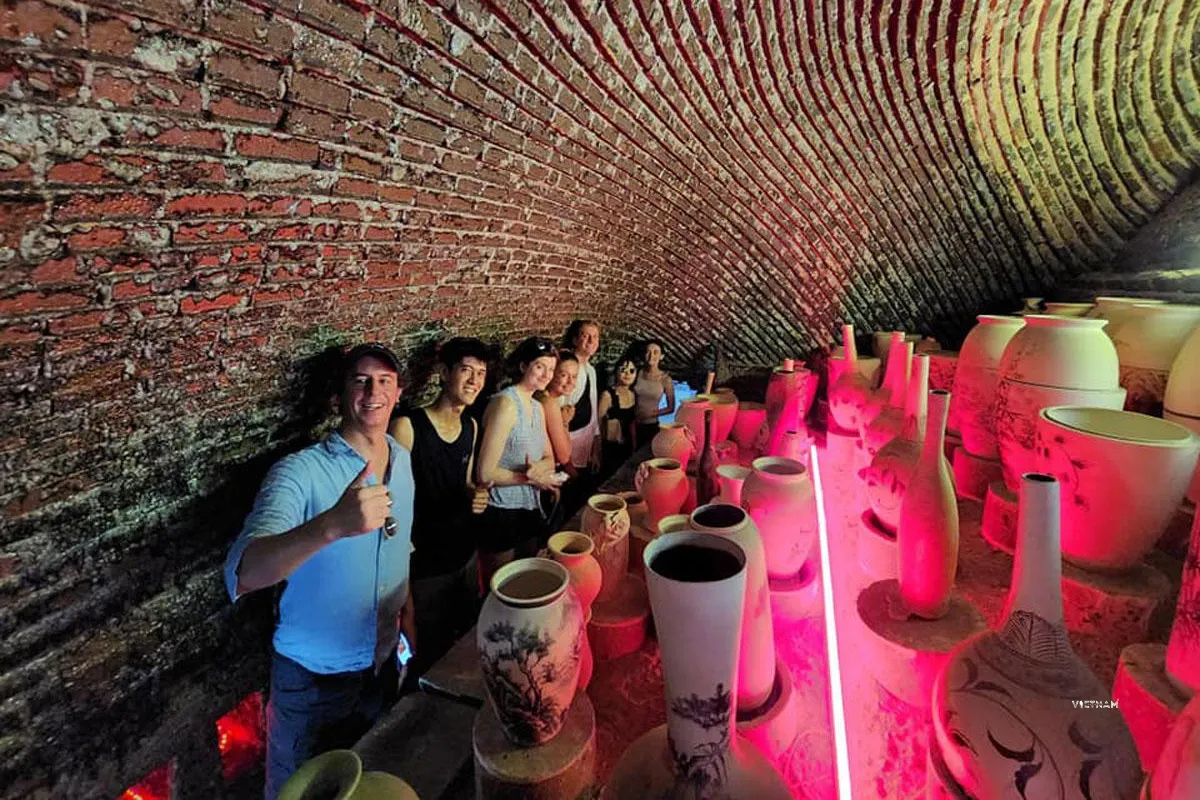 Cycling Trip Hanoi Bat Trang Ceramic Village 1 Day